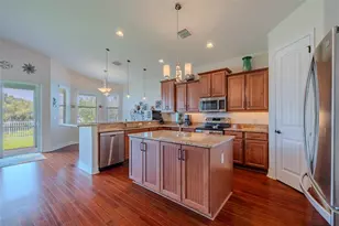 562 Bimini Bay Blvd, Apollo Beach, FL 33572 - Photo 9