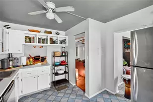 6960 20th Ave N, Saint Petersburg, FL 33710 - Photo 11
