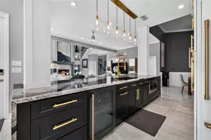 4660 Laurel Oak Ln NE, Saint Petersburg, FL 33703 - Photo 19