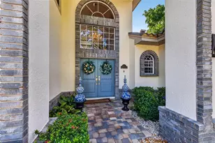 4660 Laurel Oak Ln NE, Saint Petersburg, FL 33703 - Photo 7