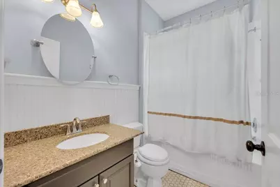 16013 Loneoak View Drive, Lithia, FL 33547 - Photo 9