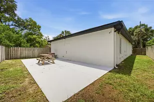 8205 N 12th St, Tampa, FL 33604 - Photo 21