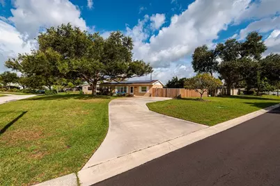 6801 29th Terrace N, Saint Petersburg, FL 33710 - Photo 1