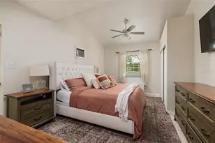 6801 29th Terrace N, Saint Petersburg, FL 33710 - Photo 17