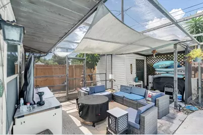 3227 48th Avenue N, Saint Petersburg, FL 33714 - Photo 25