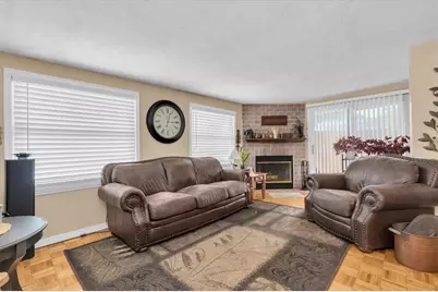 3227 48th Avenue N, Saint Petersburg, FL 33714 - Photo 3