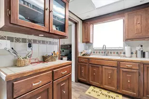 3227 48th Ave N, Saint Petersburg, FL 33714 - Photo 11