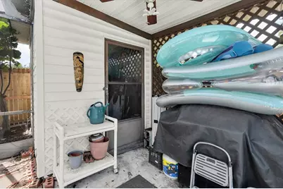 3227 48th Avenue N, Saint Petersburg, FL 33714 - Photo 33