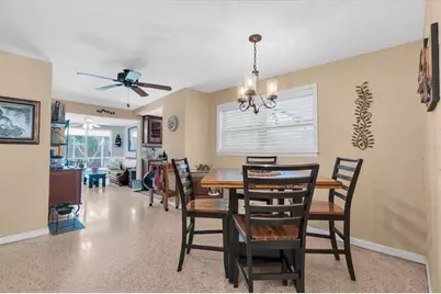 3227 48th Avenue N, Saint Petersburg, FL 33714 - Photo 9