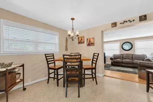 3227 48th Ave N, Saint Petersburg, FL 33714 - Photo 7
