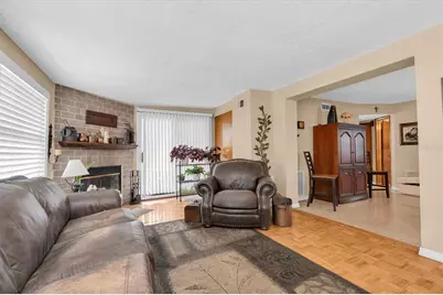 3227 48th Avenue N, Saint Petersburg, FL 33714 - Photo 5