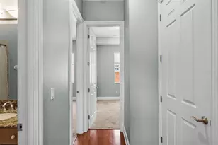 2419 Victoria Gardens Ln, Tampa, FL 33609 - Photo 29