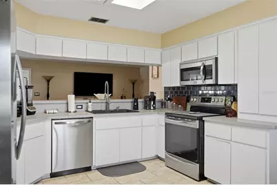 13323 Steves Court, Spring Hill, FL 34609 - Photo 11