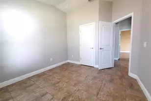 10737 Standing Stone Dr, Wimauma, FL 33598 - Photo 11