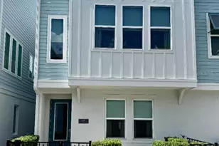 2317 Lindstrom St, Sarasota, FL 34237 - Photo 1