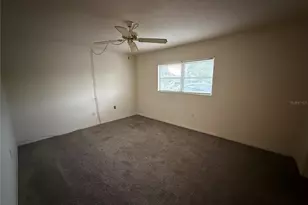 4050 4th St N, Saint Petersburg, FL 33703 - Photo 3