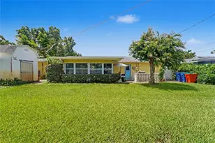 9735 50th Ave N, Madeira Beach, FL 33708 - Photo 29