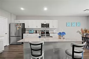 7580 Freesia Trce, Wesley Chapel, FL 33545 - Photo 11