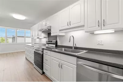 4890 Bay Street NE #330, Saint Petersburg, FL 33703 - Photo 11