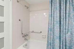 4890 Bay St NE, Saint Petersburg, FL 33703 - Photo 19