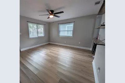 4534 43rd Avenue N, Saint Petersburg, FL 33714 - Photo 7