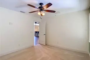 4113 Hollow Hill Dr, Tampa, FL 33624 - Photo 47