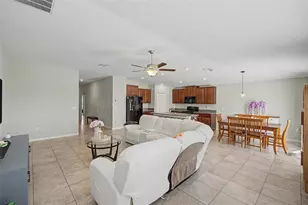 9625 Sage Creek Dr, Ruskin, FL 33573 - Photo 17