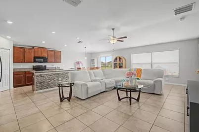 9625 Sage Creek Drive, Ruskin, FL 33573 - Photo 13