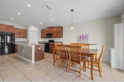 9625 Sage Creek Drive, Ruskin, FL 33573 - Photo 11