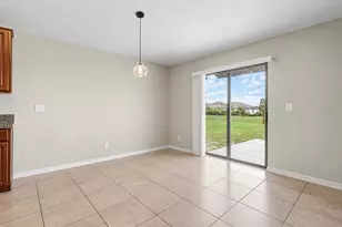 9625 Sage Creek Dr, Ruskin, FL 33573 - Photo 13