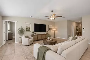 9625 Sage Creek Dr, Ruskin, FL 33573 - Photo 3