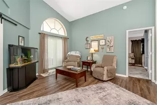 13853 Pimberton Dr, Hudson, FL 34669 - Photo 5