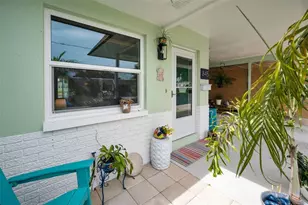 845 Sky Loch Dr S, Dunedin, FL 34698 - Photo 7