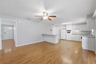 1387 Bellevue Blvd, Clearwater, FL 33756 - Photo 9