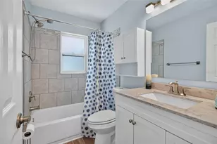 8153 Candlewoode Dr, Largo, FL 33773 - Photo 23