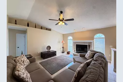 3210 Thoroughbred Loop, Lakeland, FL 33811 - Photo 5