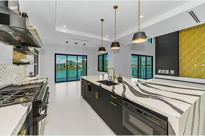 43 Dolphin Drive, Treasure Island, FL 33706 - Photo 25