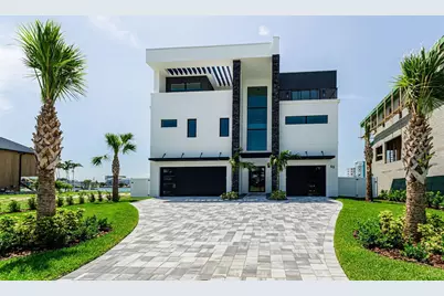 43 Dolphin Drive, Treasure Island, FL 33706 - Photo 1