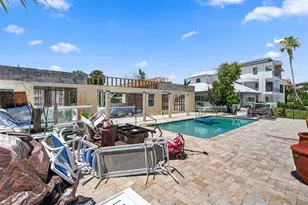 246 Bayside Dr, Clearwater Beach, FL 33767 - Photo 13