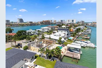 246 Bayside Drive, Clearwater Beach, FL 33767 - Photo 23