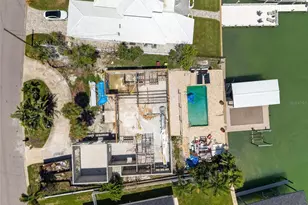 246 Bayside Dr, Clearwater Beach, FL 33767 - Photo 25