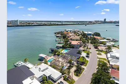 246 Bayside Drive, Clearwater Beach, FL 33767 - Photo 27