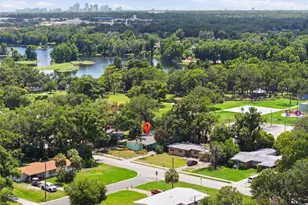 609 W River Dr, Tampa, FL 33617 - Photo 3
