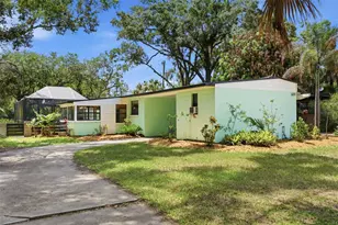 609 W River Dr, Tampa, FL 33617 - Photo 37
