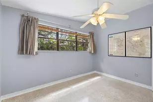 609 W River Dr, Tampa, FL 33617 - Photo 27