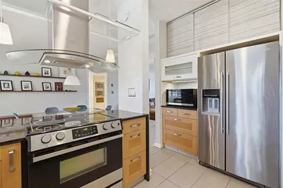 609 W River Drive, Tampa, FL 33617 - Photo 15