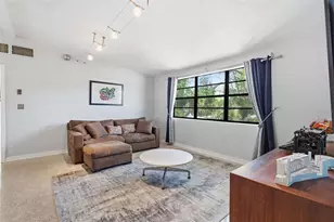 609 W River Dr, Tampa, FL 33617 - Photo 9