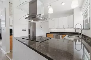 609 W River Dr, Tampa, FL 33617 - Photo 13