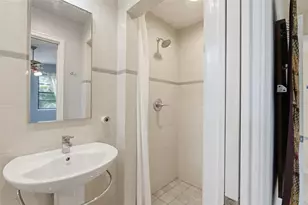 609 W River Dr, Tampa, FL 33617 - Photo 29