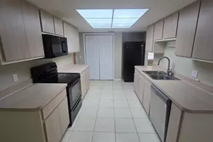 3708 Fontainebleau St, North Port, FL 34287 - Photo 5